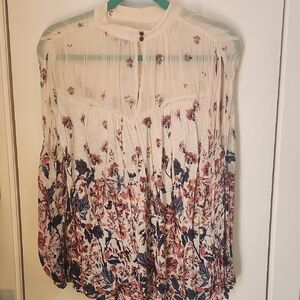 Lucky Brand Cream and Blue Floral Blouse